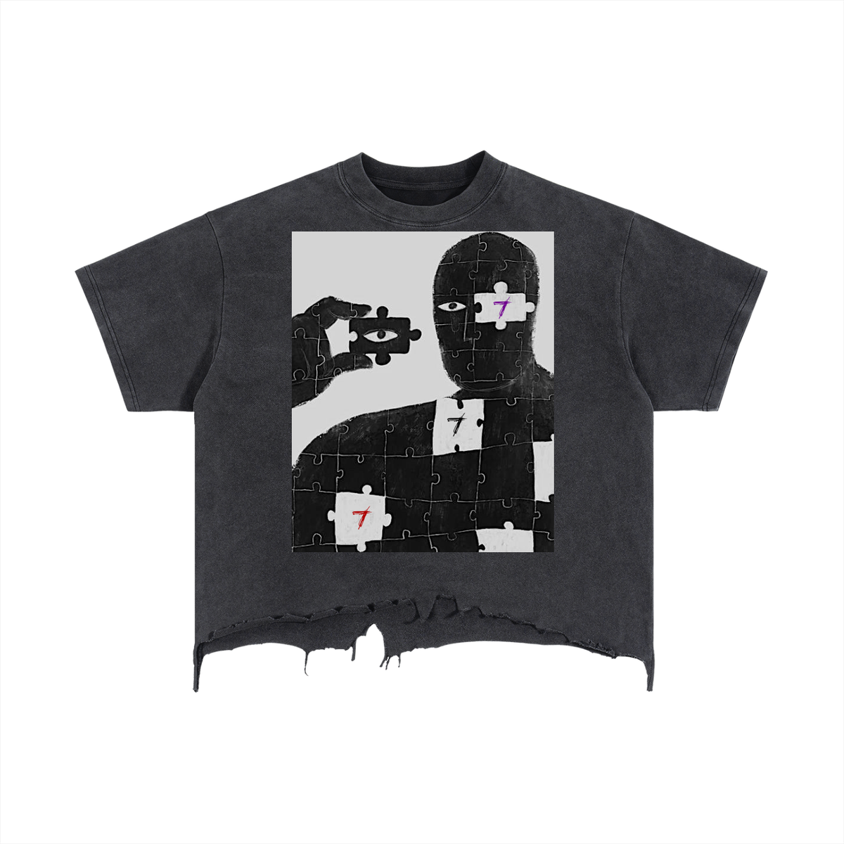 Puzzle eye Distressed Hem T-Shirt